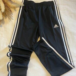 Adidas long pant, Boy L (14-16)